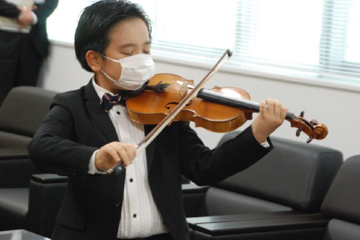 ヴァイオリン・小出岳悠くん　国際コンクールで2位入賞