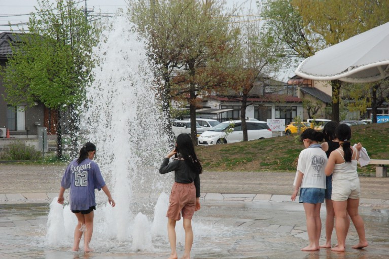 サンパワーふれあい公園　噴水の運転が開始