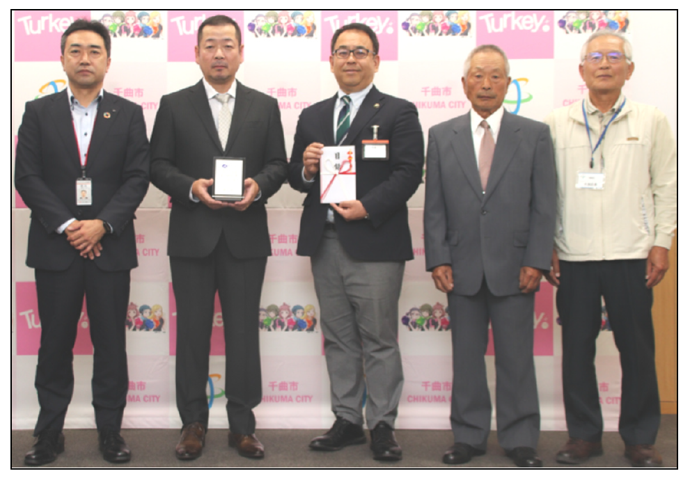 八十二銀行ＳＤＧｓ私募債　㈱アンジック（倉科）姨捨棚田に寄付金