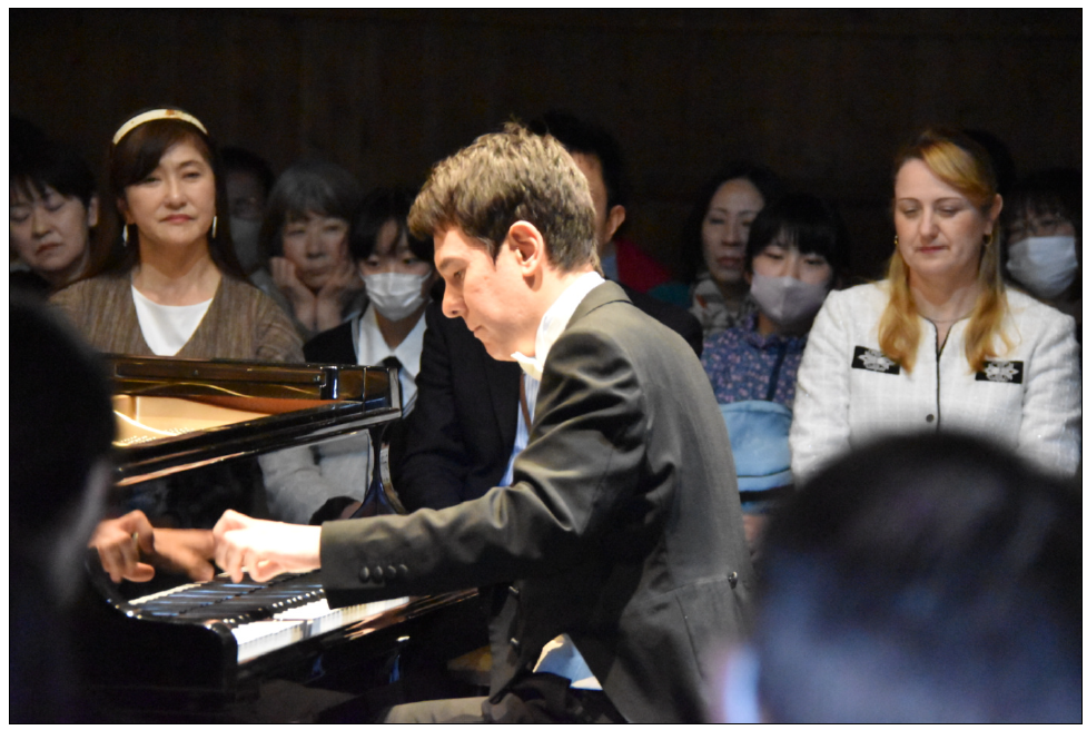 金子三勇士さんのピアノコンサートも開催　春の酒蔵市　ラウム戸倉宿２０２６